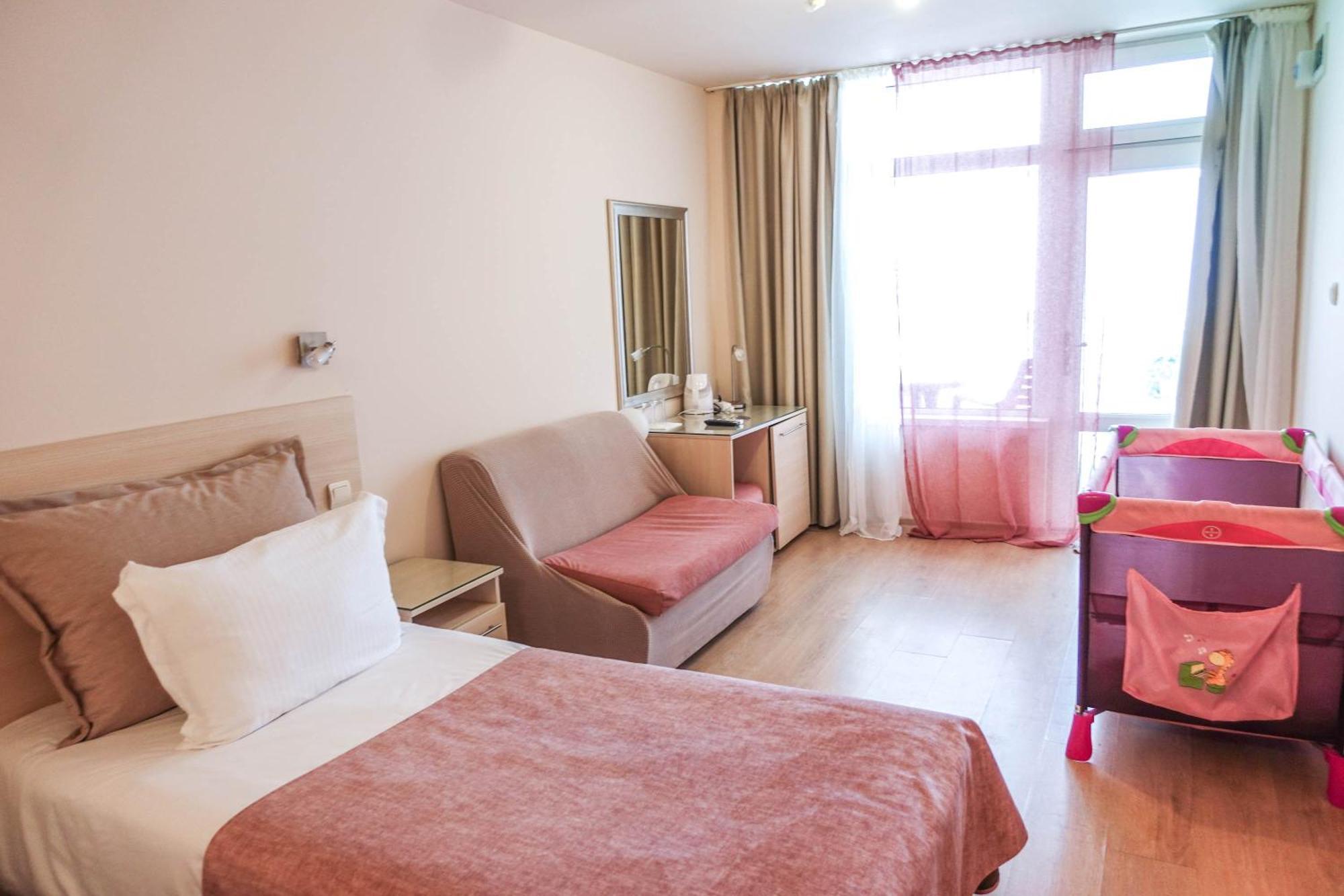Hotel Acropolis Varna Exteriör bild
